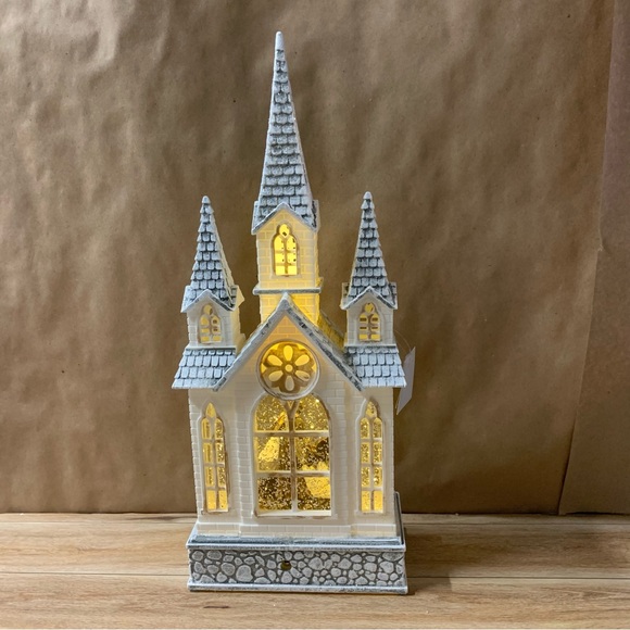 New! Raz Lighted Lantern Snow Globe Glitter Water Church Nativity Religious - Picture 6 of 13